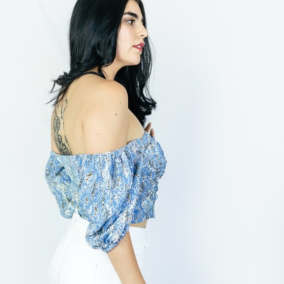 Sexy Blue Crop top - Picture 3 of 3